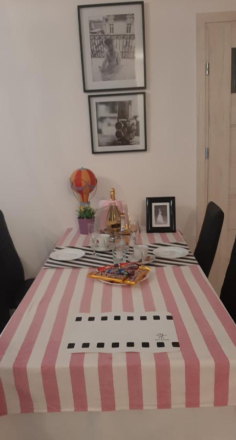 Hollywood Apartament Kosciuszki Łódź Esterno foto