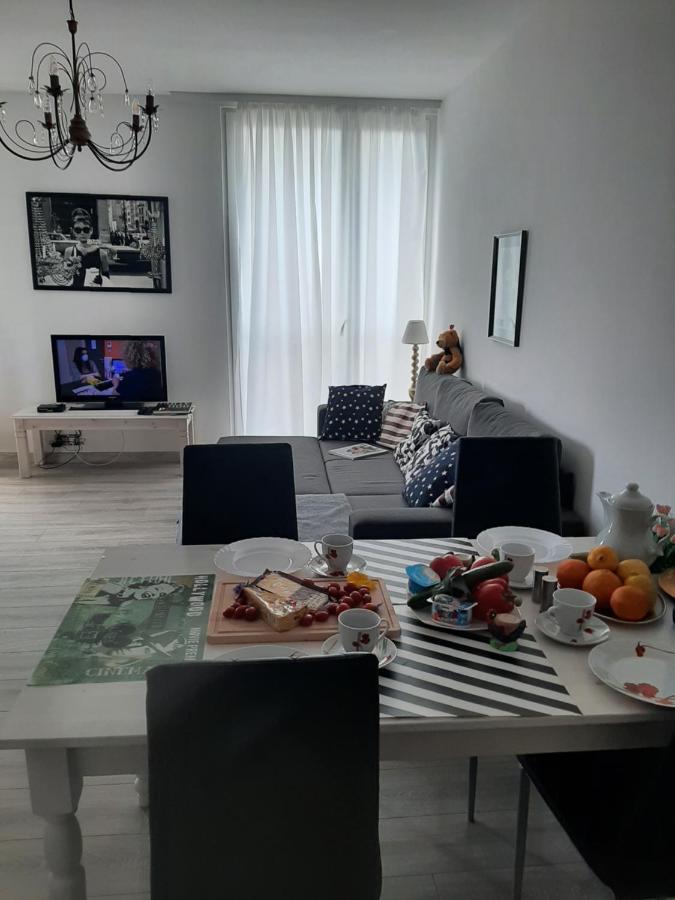 Hollywood Apartament Kosciuszki Łódź Esterno foto